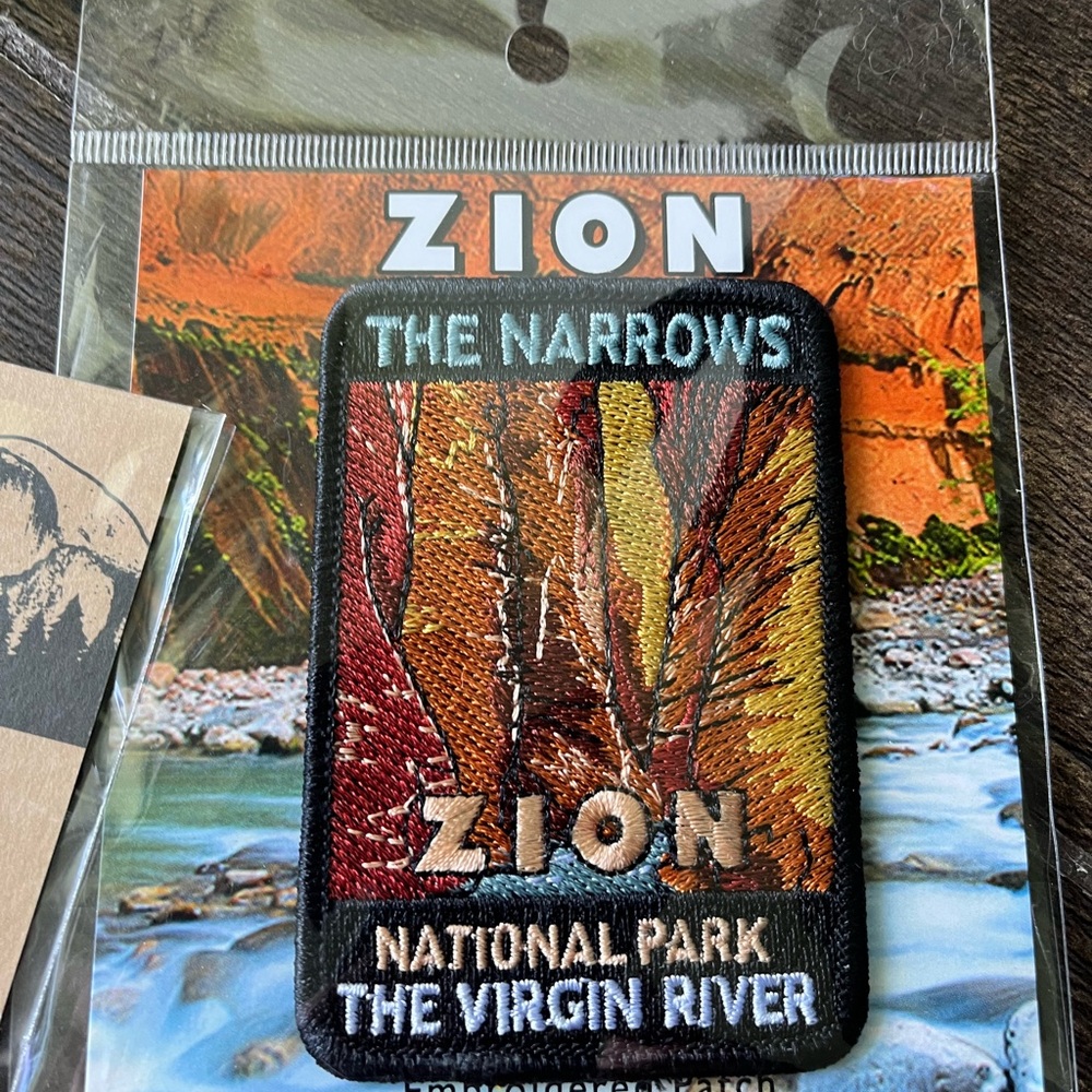 New Souvenir Iron-On Embroidered Patch Zion National Park Yosemite National Park - Picture 3 of 6